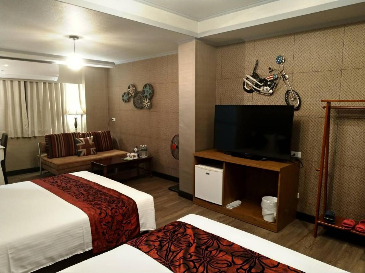 Guan Lun Hotel Hualien City Exterior photo